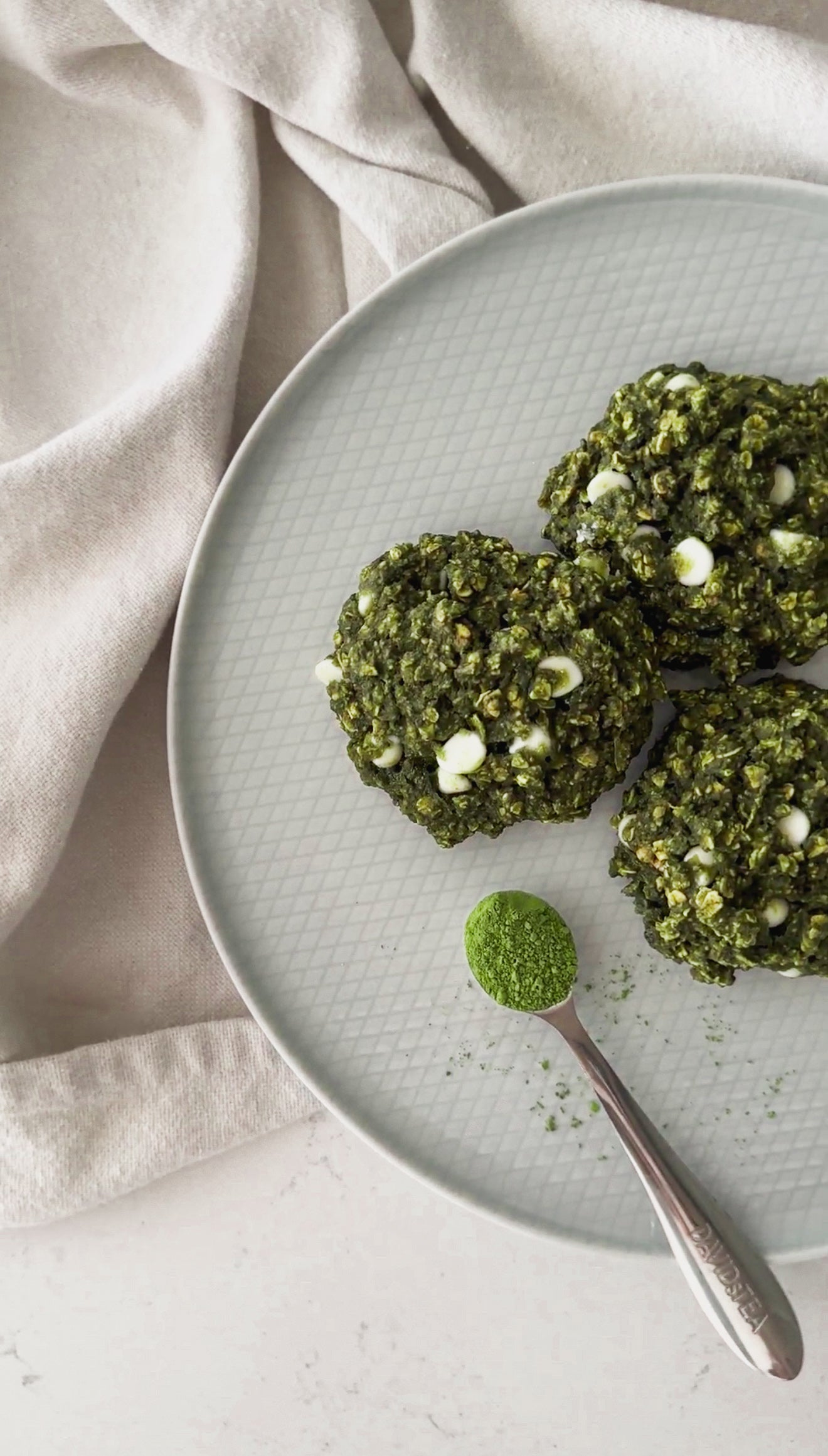 Biscuit matcha et chocolat blanc